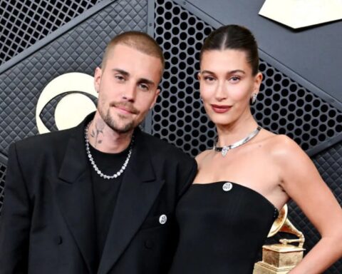 Justin Bieber và Hailey Bieber thế này ai dám đồn ly hôn