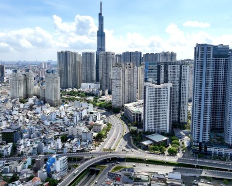 BĐS TP.HCM và vùng phụ cận quý II/2026: Cung ít, cầu yếu, giá vẫn neo cao