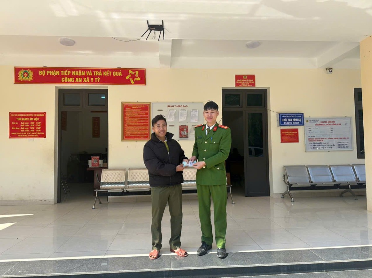 Phát hiện tài khoản ngân hàng phát sinh giao dịch 10 triệu đồng, Công an mời Sùng Thị Ké lên làm việc