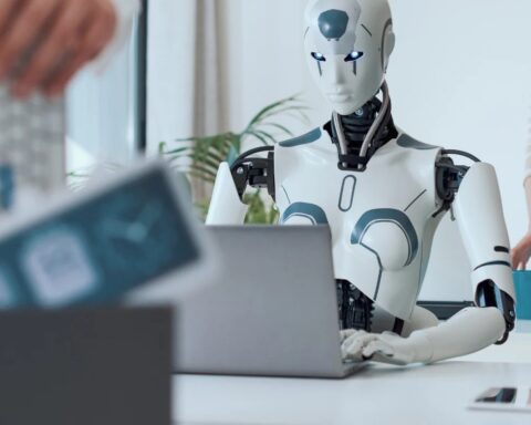 Nhân viên nghỉ việc, công ty tạo phiên bản AI làm thay, gây tranh cãi gay gắt