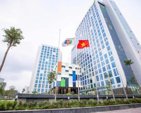 10 câu hỏi trước thềm ĐHĐCĐ FPT: Bài toán tăng trưởng và chiến lược mới AI, UAV, thiết kế chip