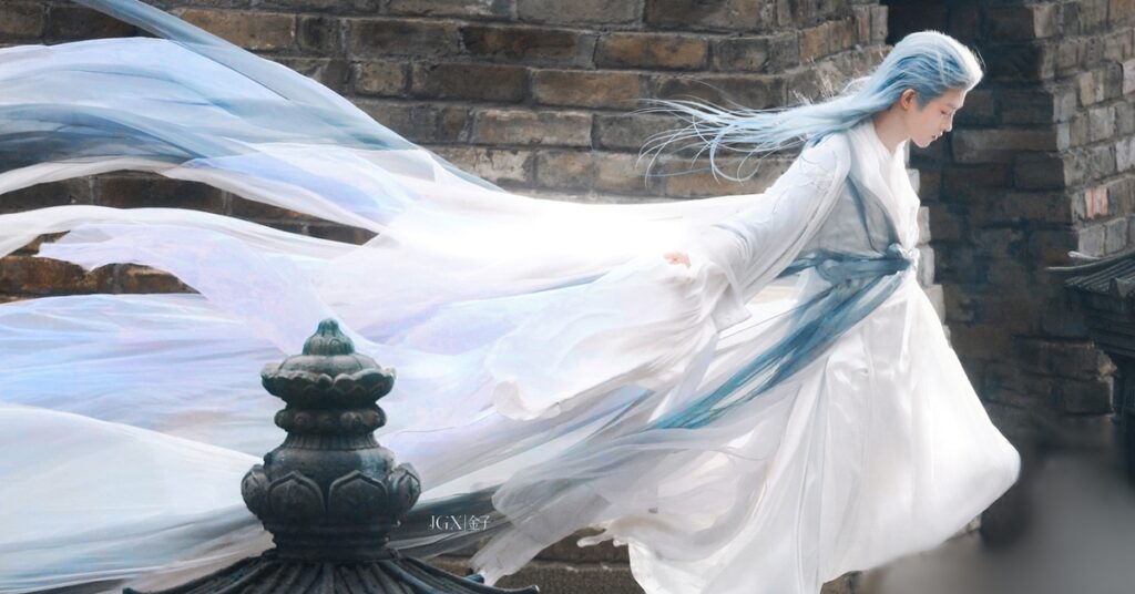 Điền Gia Thụy đẹp như Tiểu Long Nữ bản nam