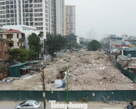 Quá hạn bàn giao, Vành đai 2,5 đoạn Dịch Vọng – Thượng Đình vẫn ‘kẹt’ mặt bằng