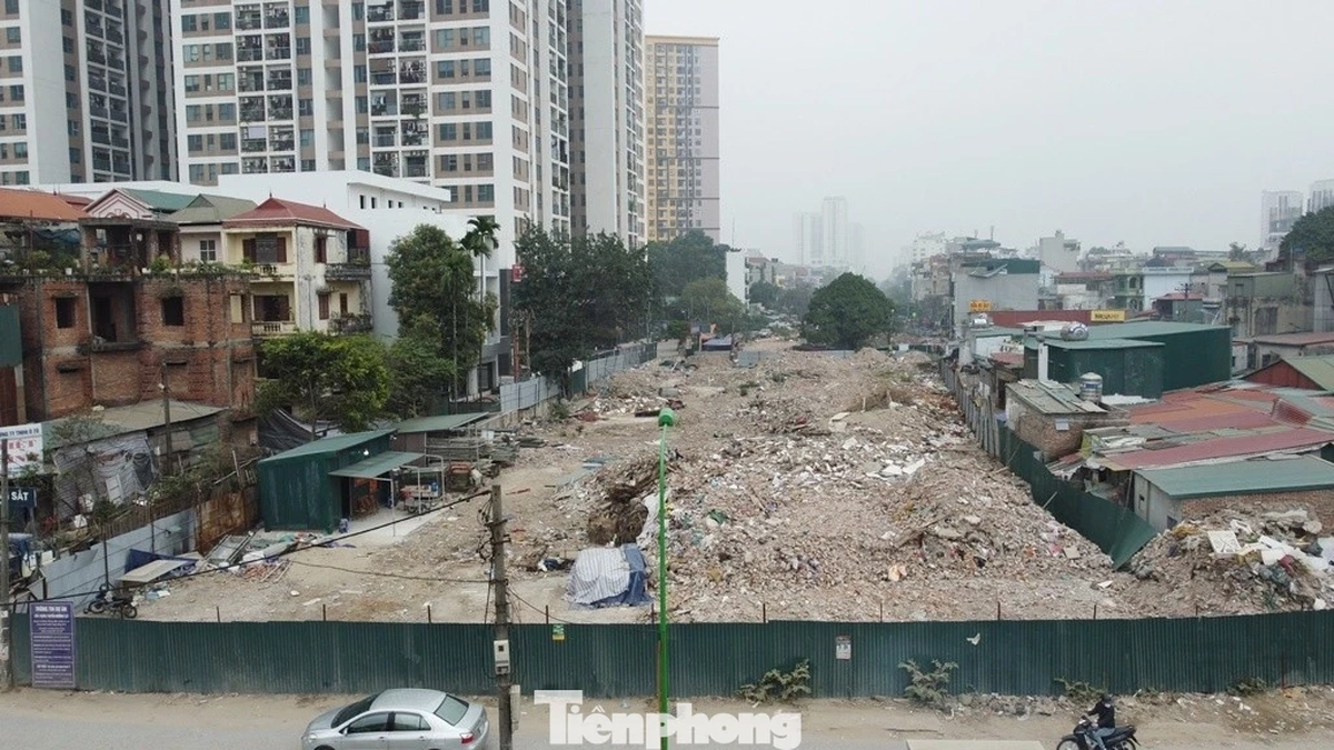 Quá hạn bàn giao, Vành đai 2,5 đoạn Dịch Vọng – Thượng Đình vẫn ‘kẹt’ mặt bằng