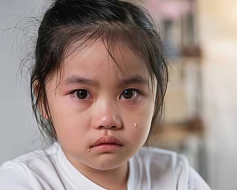 Cảnh báo: 1 “tư duy ám ảnh” cực nguy hại ở trẻ, cha mẹ cần loại bỏ ngay bằng 3 cách này
