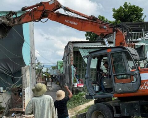 Cưỡng chế 9 trường hợp, bàn giao mặt bằng dự án đường trục chính Vũng Tàu
