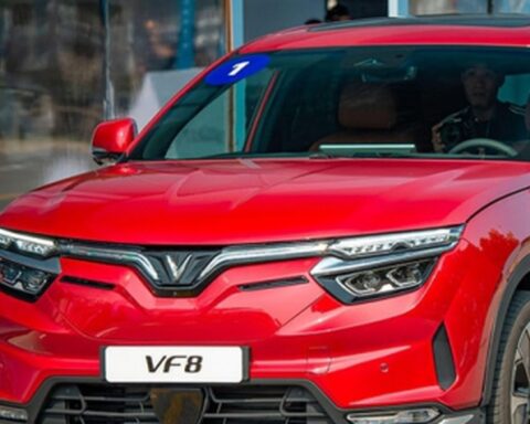 Đề xuất miễn lệ phí trước bạ cho ô tô điện đến hết năm 2030