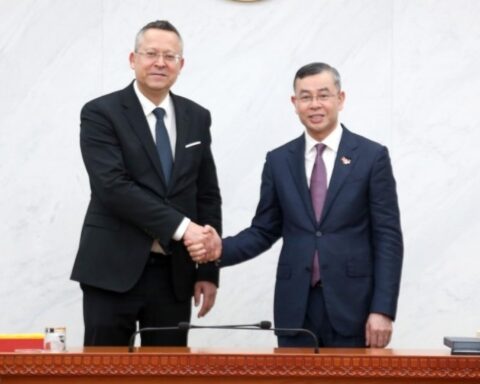 Bộ trưởng Ngô Văn Tuấn tiếp Bộ trưởng Bộ Tài chính Slovakia Ladislav Kamenický