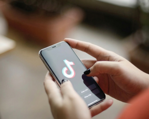 Khuyến mãi hay niềm tin: Chiến lược nào giúp doanh nghiệp giữ tăng trưởng sau mùa cao điểm?