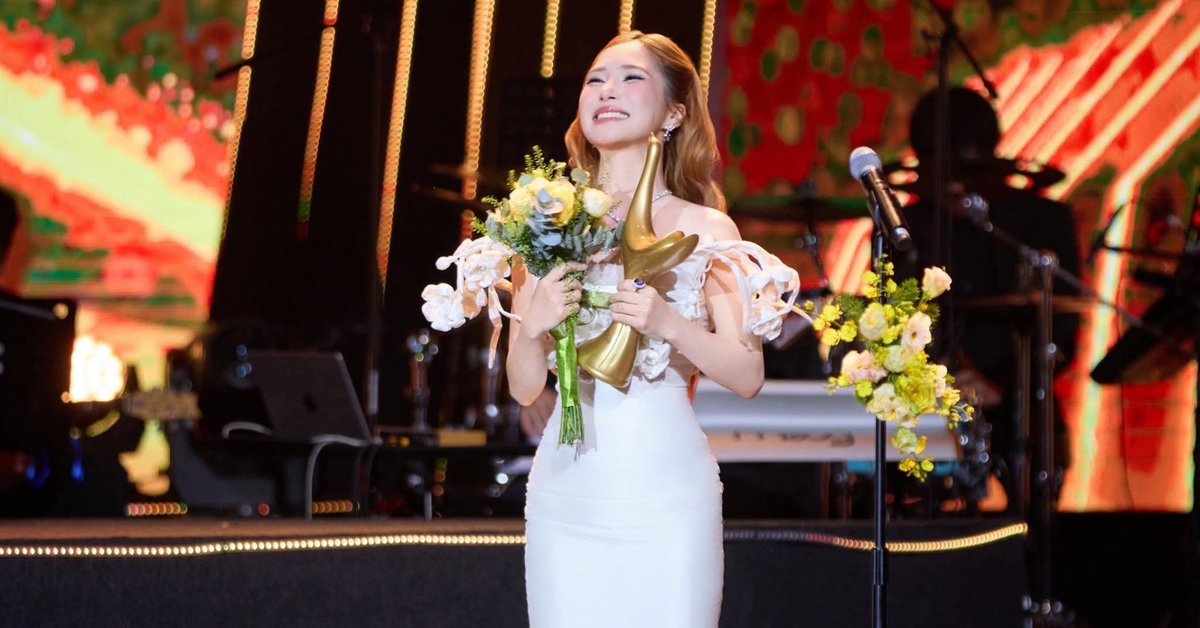 Hơn 18 nghìn lượt phẫn nộ bài đăng nhận giải Cống hiến của Hương Tràm