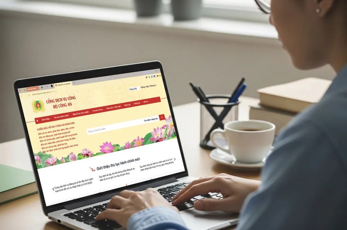 Chi tiết 12 thủ tục hành chính ở Hà Nội chỉ làm online từ 1.4: Đến nộp trực tiếp cũng bị “từ chối”!
