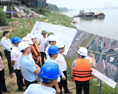 Tin vui cho người dân Hà Nội: “Siêu” cầu vượt sông Hồng 16.200 tỷ đồng nối khu phố cổ với Long Biên do Sun Group triển khai sẽ chính thức hoàn thành sau 1 năm nữa