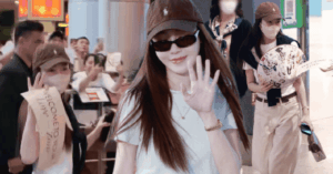 “Công chúa” Jessica Jung (SNSD) đổ bộ Tân Sơn Nhất, khoảnh khắc “check-in” cùng nón lá chiếm spotlight