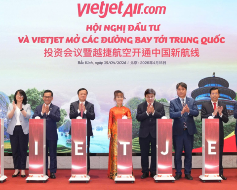 Doanh nghiệp của tỷ phú Nguyễn Thị Phương Thảo mở rộng “bản đồ bay” tại “thị trường tỷ dân” Trung Quốc