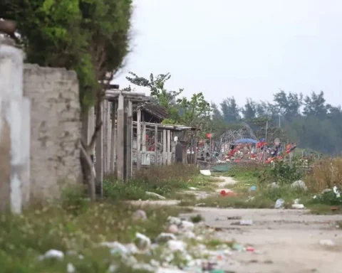 Xóa sổ ‘phố đèn đỏ’ ở Nghệ An