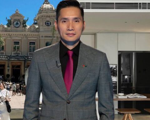 Phó Giám đốc VTV Digital kết hôn với cô đồng nghiệp, gia đình 5 người sống trong căn hộ 150m2 ở Hà Nội