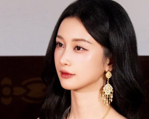 Jun Vũ được báo Thái khen mỹ nhân quyến rũ nhất Việt Nam