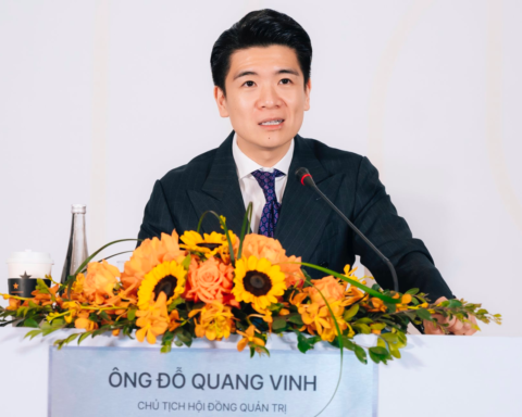 Chủ tịch Đỗ Quang Vinh nói gì khi bị cổ đông “soi” thù lao?