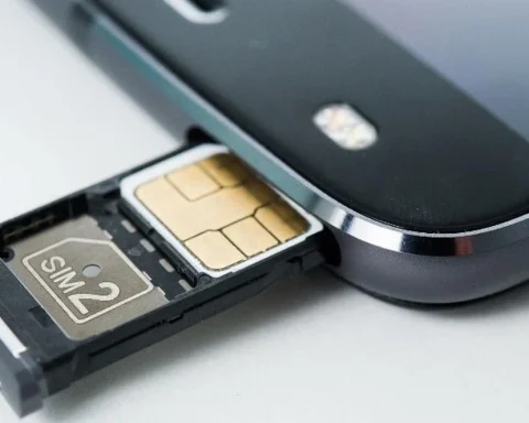 Người dùng đổi điện thoại phải xác thực khuôn mặt: Lưu ý gì để tránh bị khóa SIM?