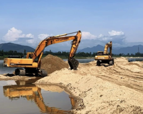 Bộ Xây dựng nói gì về vật liệu xây dựng khan hiếm, đắt đỏ ở các tỉnh phía Nam?