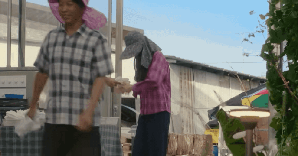 Ahn Hyo Seop hóa anh nông dân mặt đẹp như điêu khắc