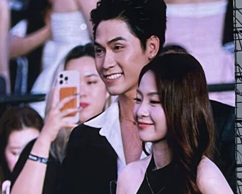 Cặp đôi Vì Mẹ Anh Phán Chia Tay dắt nhau đi concert