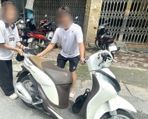 Thủ phạm khiến hàng loạt ô tô, xe máy ở Hà Nội bị “tê liệt”