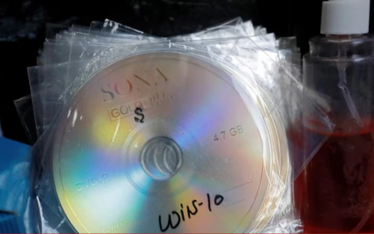 Lãnh đạo Microsoft: AI cũng sẽ phải mua bản quyền phần mềm như con người