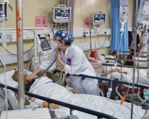 Hai người đàn ông cùng mắc ung thư gan dù không rượu hay thuốc lá: Hoá ra trong nhà đều có chung 1 thứ… “vô hình”