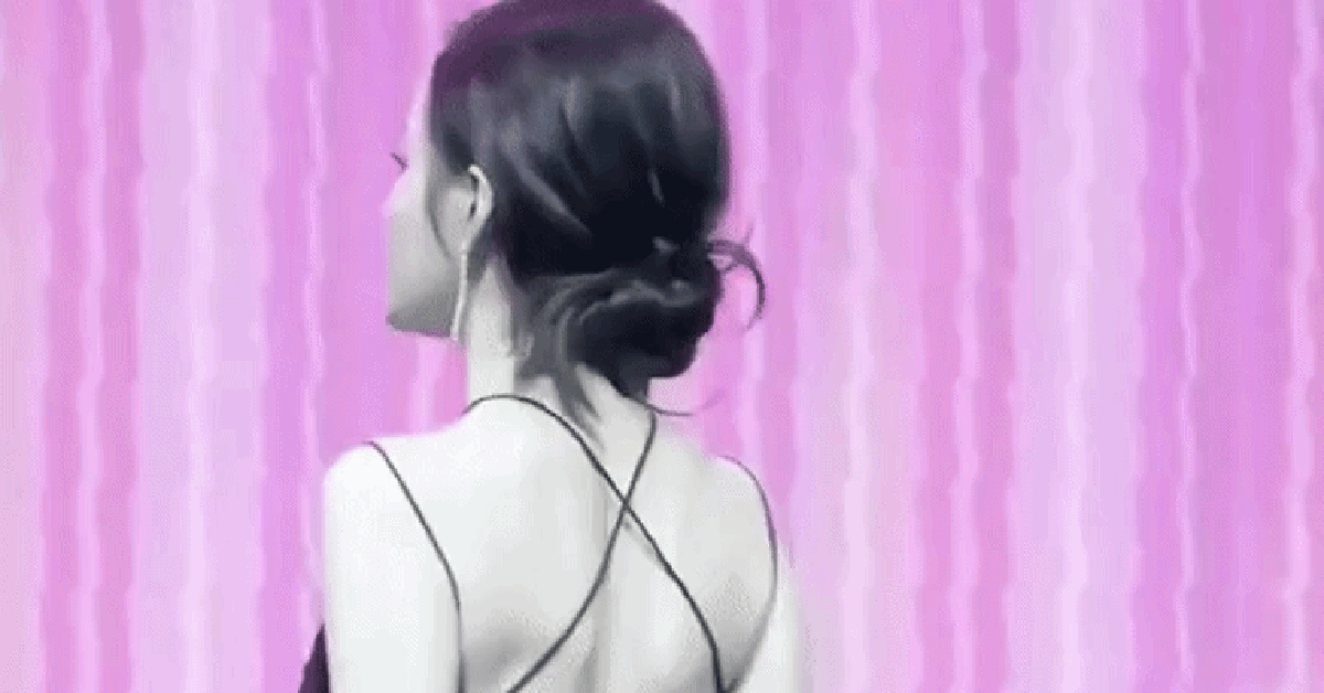 Mỹ nhân đẹp nhất showbiz nghi cặp kè đại gia ngành dược đã có vợ con, bí mật bại lộ vì bị hot girl nhái phong cách