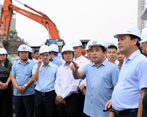Bí thư Hà Nội Trần Đức Thắng ra ‘tối hậu thư’ khi kiểm tra 3 dự án trọng điểm