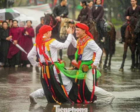 Nhất trí chọn ngày 24/11 là “Ngày Văn hóa Việt Nam”, người lao động được nghỉ hưởng nguyên lương