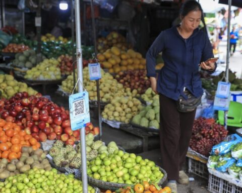 Bỏ ngưỡng doanh thu dưới 500 triệu đồng/năm hộ kinh doanh không phải nộp thuế