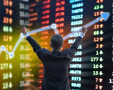 Cổ phiếu VHM, GEE “tím lịm”, VN-Index tăng bốc đầu gần 20 điểm