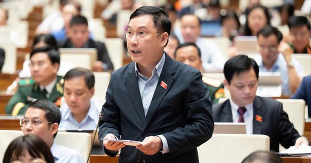 Tín dụng “chảy” vào bất động sản đầu cơ, làm việc cật lực 30 năm không mua được nhà