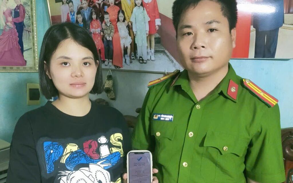 Tài khoản phát sinh giao dịch 65.821.000 đồng: Công an lập tức liên hệ với người đàn ông ở nước ngoài