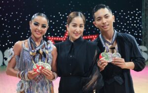 Đặng Thu Hương giành 3 HCV với Phan Hiển, “tag” thẳng tên Khánh Thi để nói hết tất cả