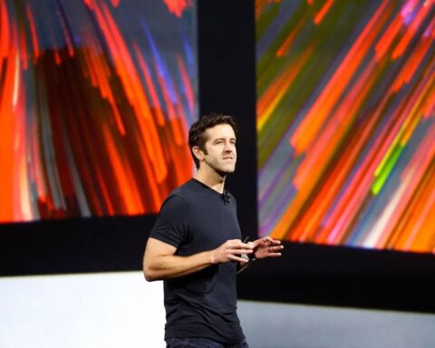 CEO mới của Apple và thách thức lớn tại thị trường Trung Quốc