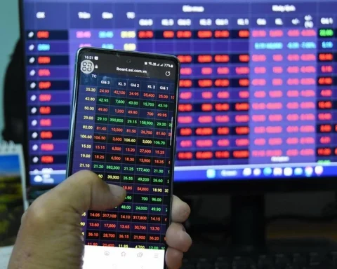 Công ty chứng khoán đầu tư chứng khoán cũng… lỗ