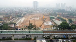 Nguy cơ dư cung căn hộ cao cấp “phủ bóng” thị trường bất động sản