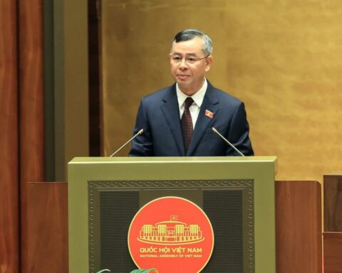 Chính phủ được quyết định ngưỡng doanh thu miễn thuế, dự kiến 1 tỷ đồng/năm