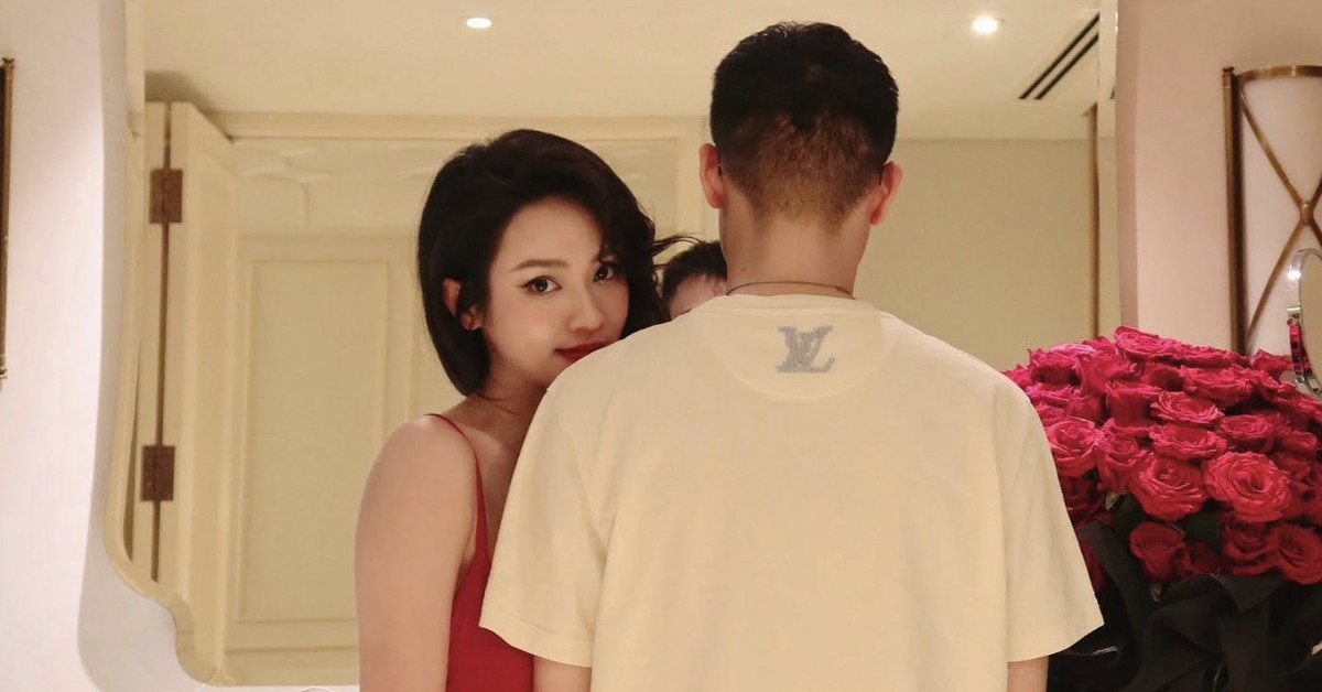 Á hậu Thuý Quỳnh và thiếu gia Đức Phạm đã “toang”?