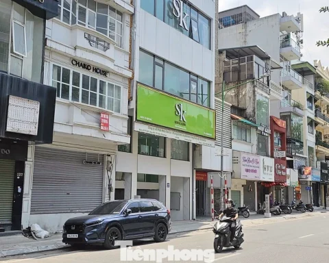 Lý do nhiều tuyến phố ‘hái ra tiền’ ở Hà Nội đồng loạt đóng cửa