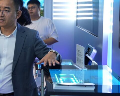 Trung Quốc có siêu máy tính chỉ cần dùng chip nội địa