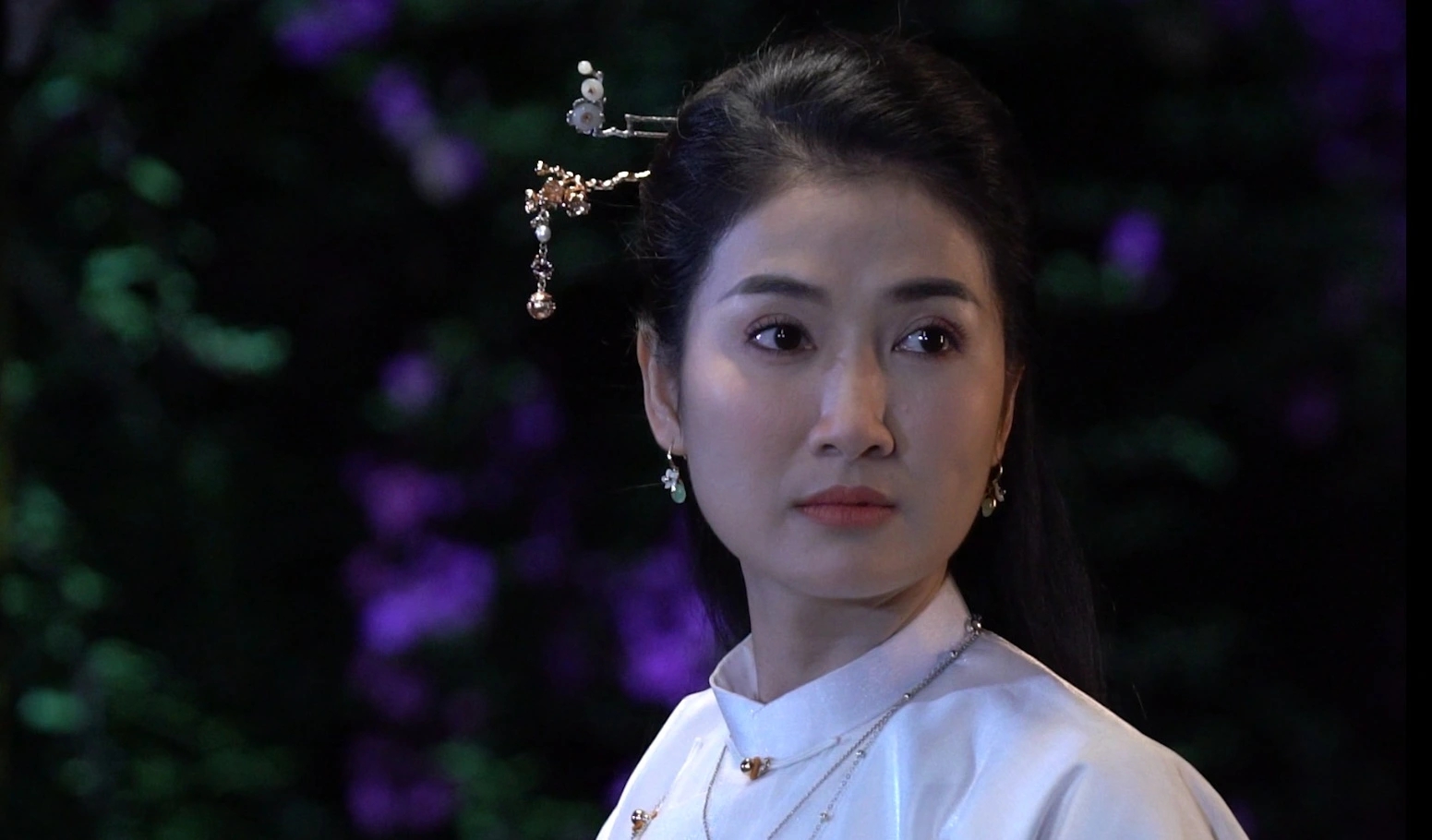 Hoá ra Việt Nam cũng có cổ nhân trời chọn đẹp nức nở: Visual công phá thị giác, ngắm mà tưởng đang mơ- Ảnh 4.