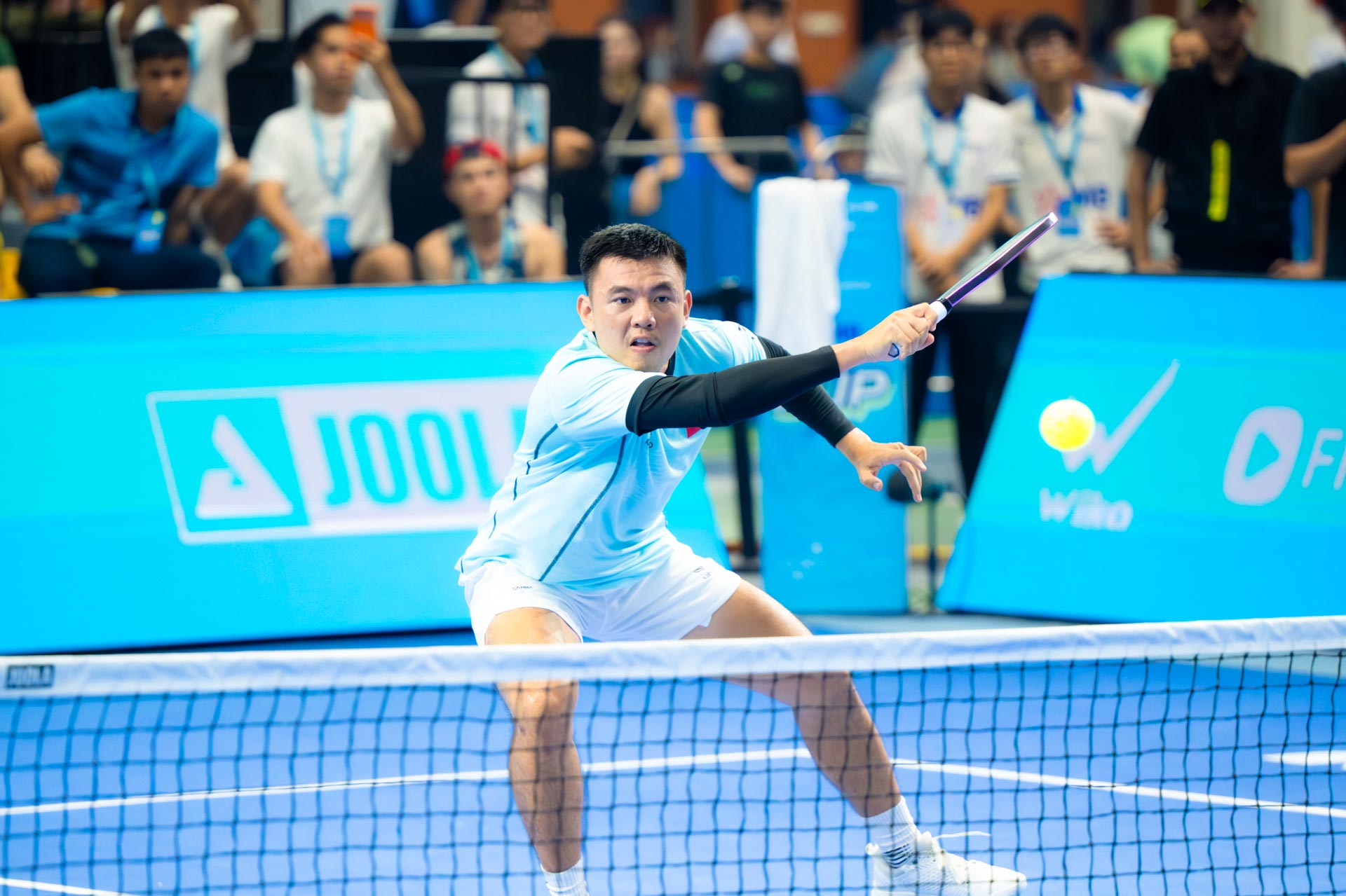 Quá dễ dàng: Lý Hoàng Nam đánh bại Trương Vinh Hiển chỉ với 2 set đấu chớp nhoáng, vô địch đơn nam Pro PPA Hanoi- Ảnh 12. Quá dễ dàng: Lý Hoàng Nam đánh bại Trương Vinh Hiển chỉ với 2 set đấu chớp nhoáng, vô địch đơn nam Pro PPA Hanoi- Ảnh 12.