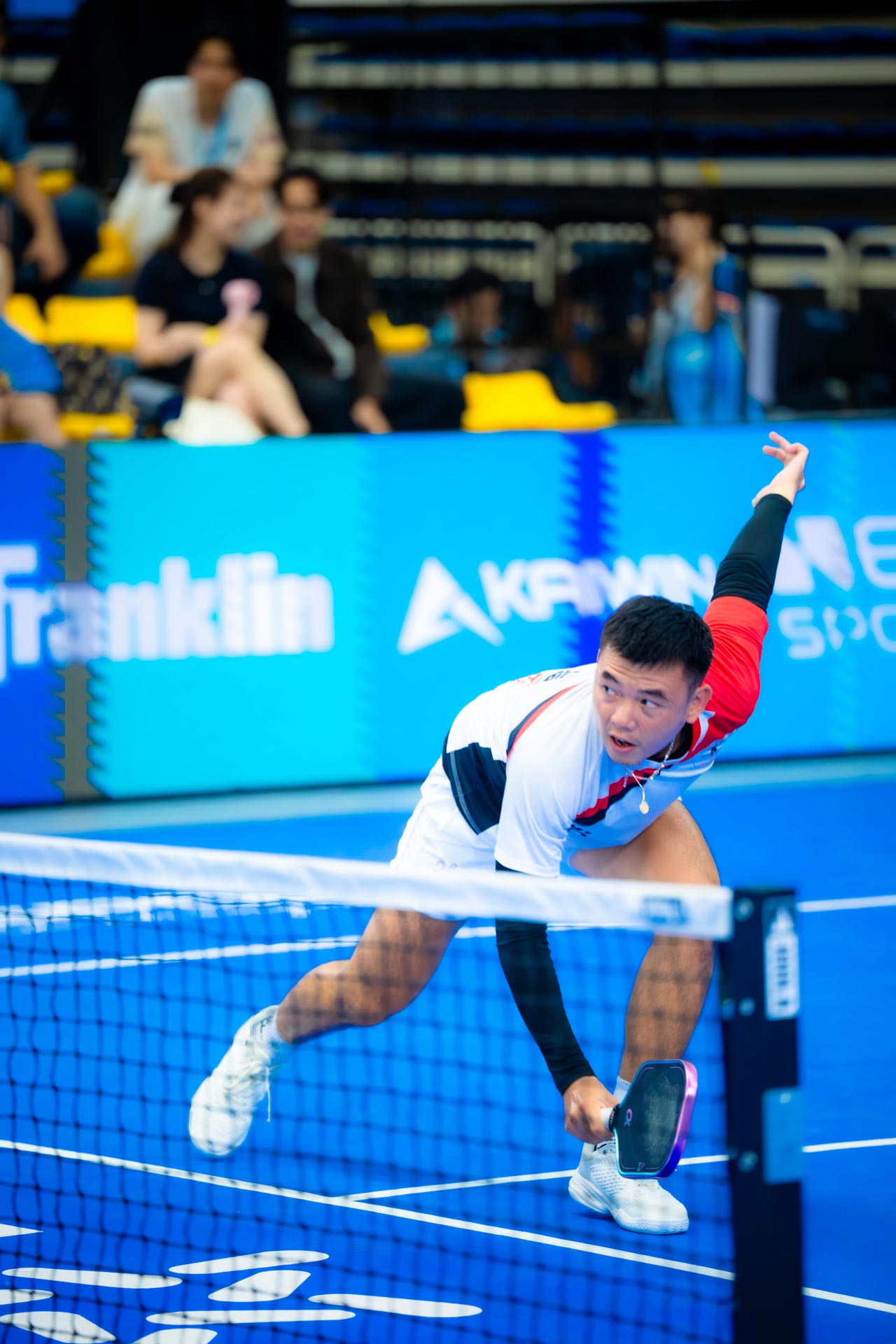 Lý Hoàng Nam bất ngờ thắng 