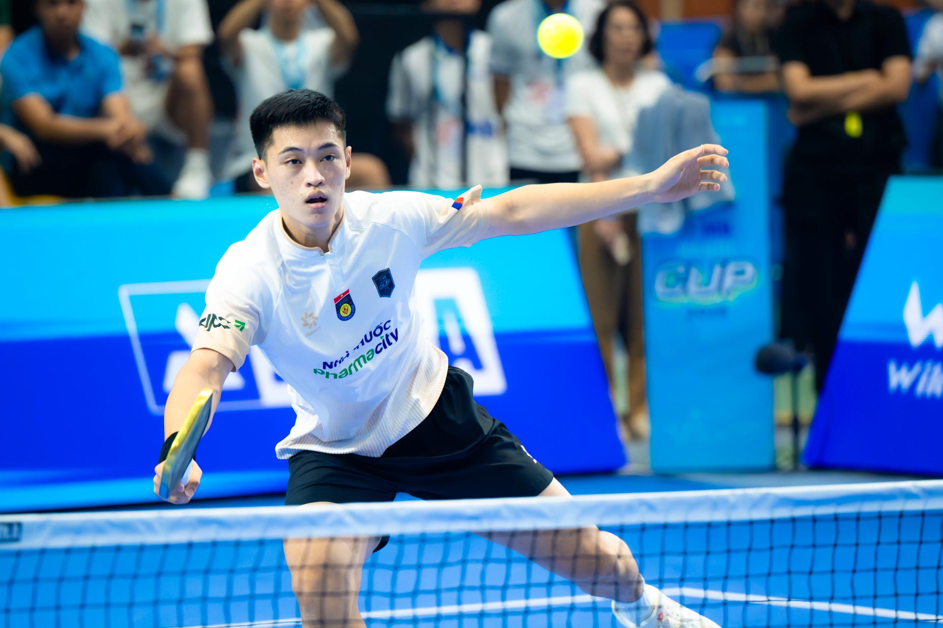 Quá dễ dàng: Lý Hoàng Nam đánh bại Trương Vinh Hiển chỉ với 2 set đấu chớp nhoáng, vô địch đơn nam Pro PPA Hanoi- Ảnh 13. Quá dễ dàng: Lý Hoàng Nam đánh bại Trương Vinh Hiển chỉ với 2 set đấu chớp nhoáng, vô địch đơn nam Pro PPA Hanoi- Ảnh 13.