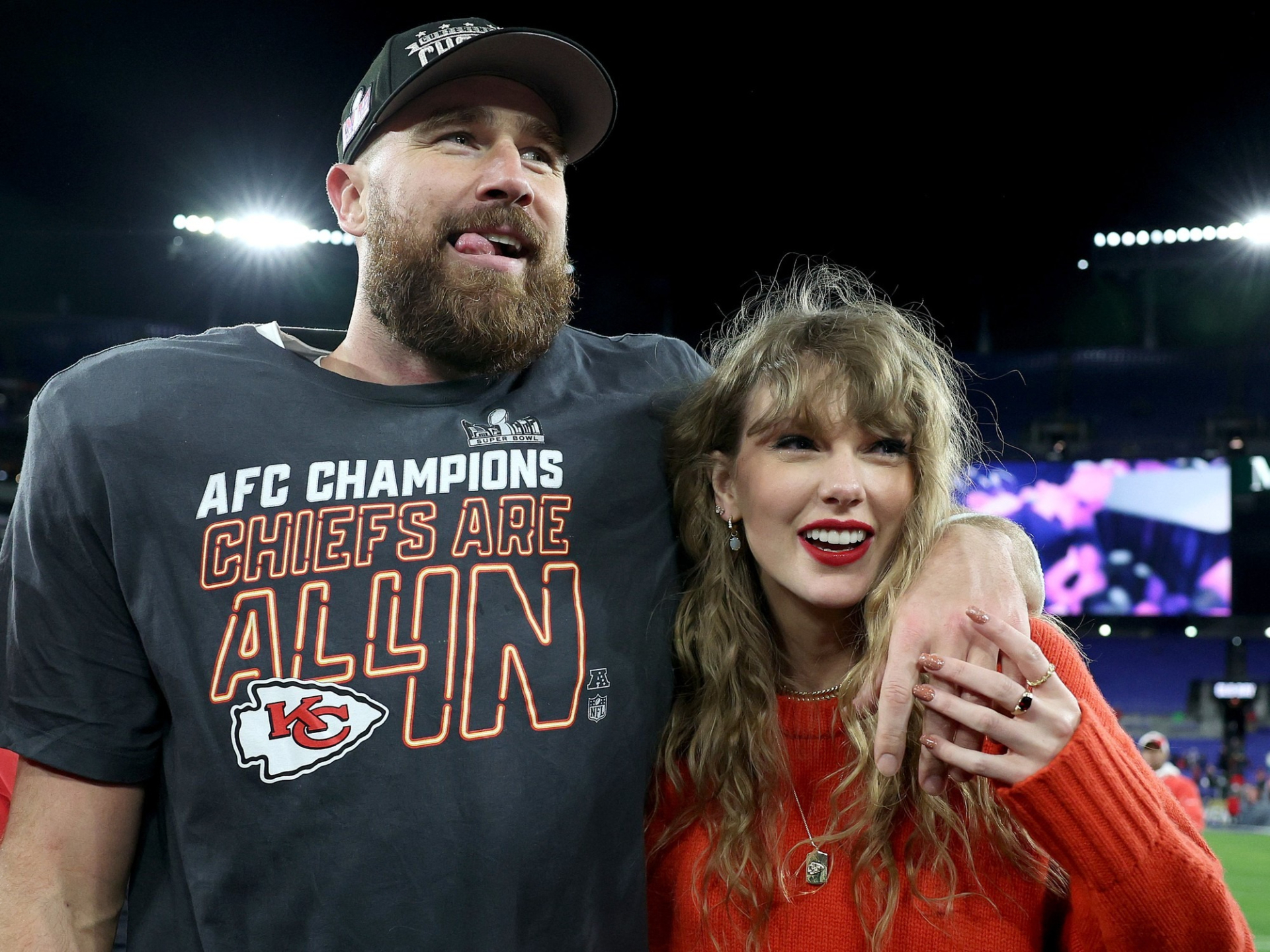 Vì sao giữa cả dàn bạn trai hoành tráng, Taylor Swift lại chọn lấy "chồng nghèo"?- Ảnh 4.