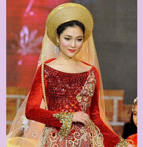 Hoa hậu nổi tiếng quê Hải Phòng: Kín tiếng, từ 5 giờ chiều đến 8 giờ tối ai gọi điện cũng không nghe máy- Ảnh 2.